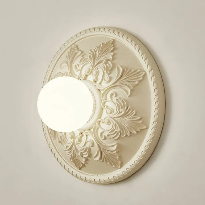 Fiora | Decorative Carved Lamp
