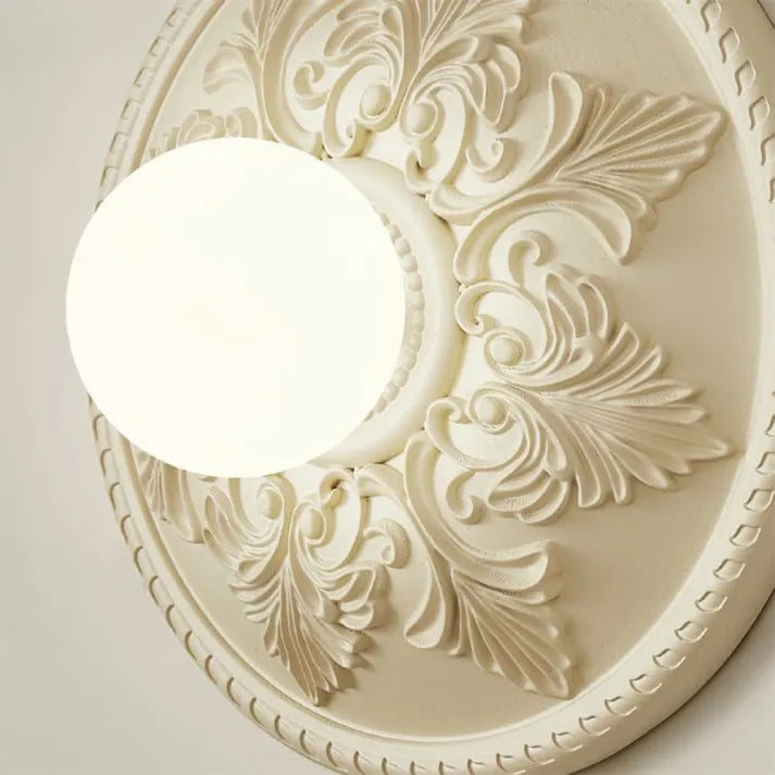 Fiora | Decorative Carved Lamp