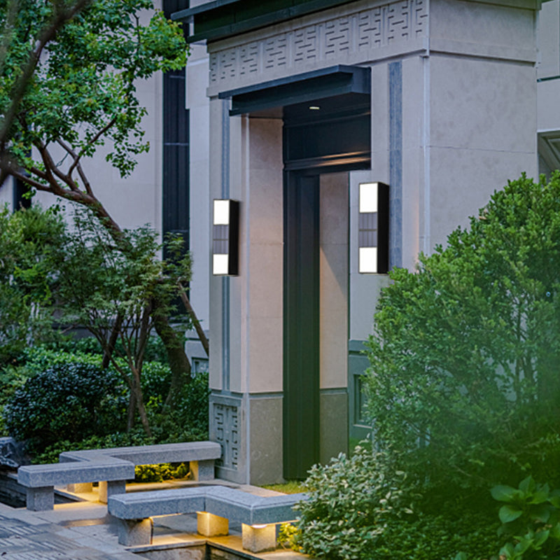 SunFence - Efficient Solar Garden Lamp-6