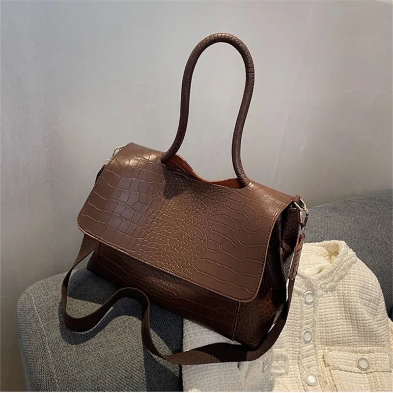 Diane  | Elegant Crocodile Pattern Multi-Pocket Shoulder Bag