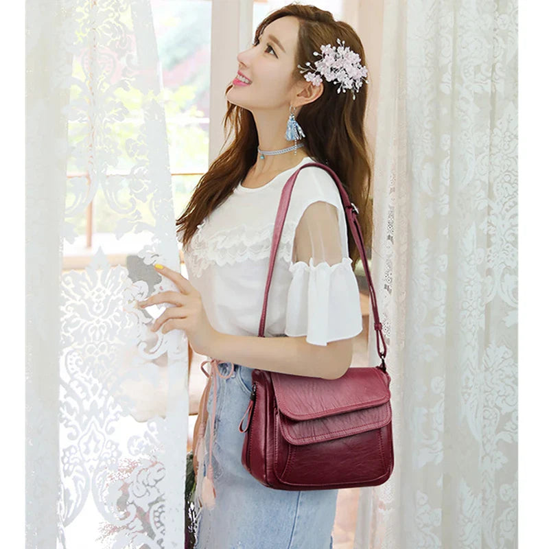 Mindy |  Stylish Shoulder Bag with Spacious Compartments