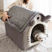 Cozy indoor dog loft - Snugglynest
