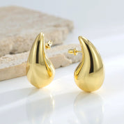 LuxeTeardrop | Chic Drop Earrings for Fashionable Impact