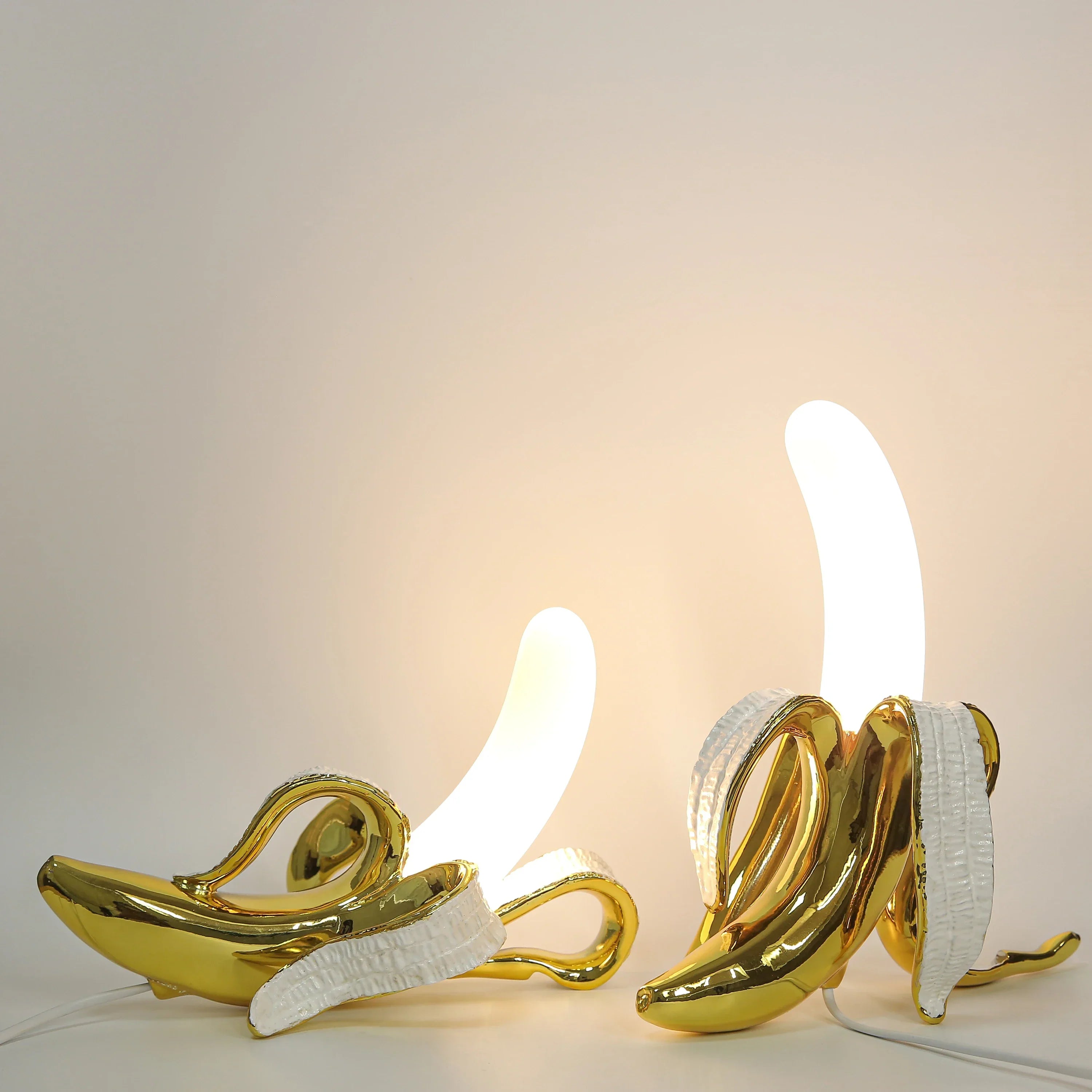 Moderne-Bananen-Tafellampen-Hars-Woonkamer-Bureau-Licht-Slaapkamer-Bedlampje-Led-Glas-Nachtlampje-Home-Decor-Luminaria_833d5473-35e7-4f98-a1c9-c826f39b5383.webp