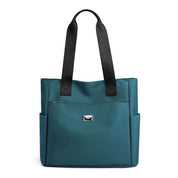 Pyper | Lightweight and waterproof shoulder bag