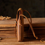 Justin | Compact Crossbody Bag for Everyday Essentials
