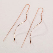 Evonne | Wavy Drop Earrings