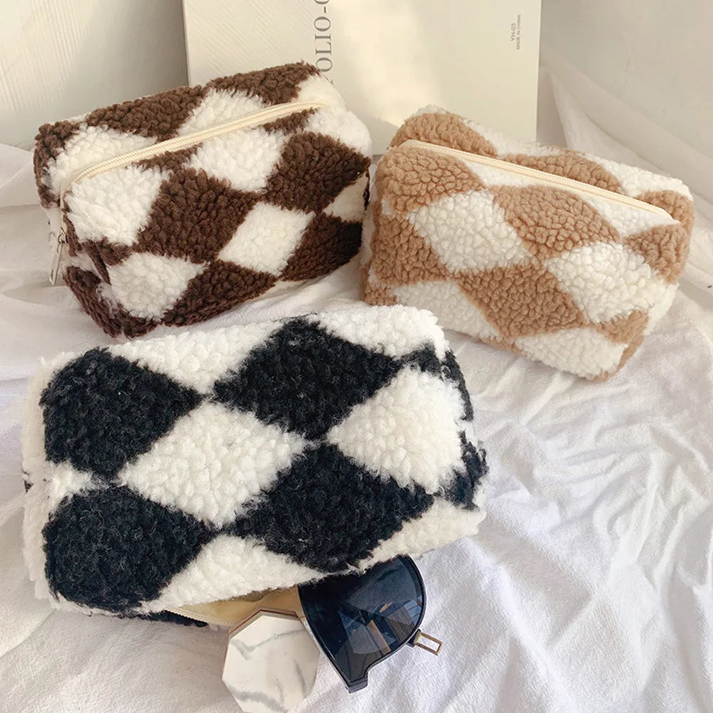 Jazmine | Checkered Soft Plush Makeup Bag