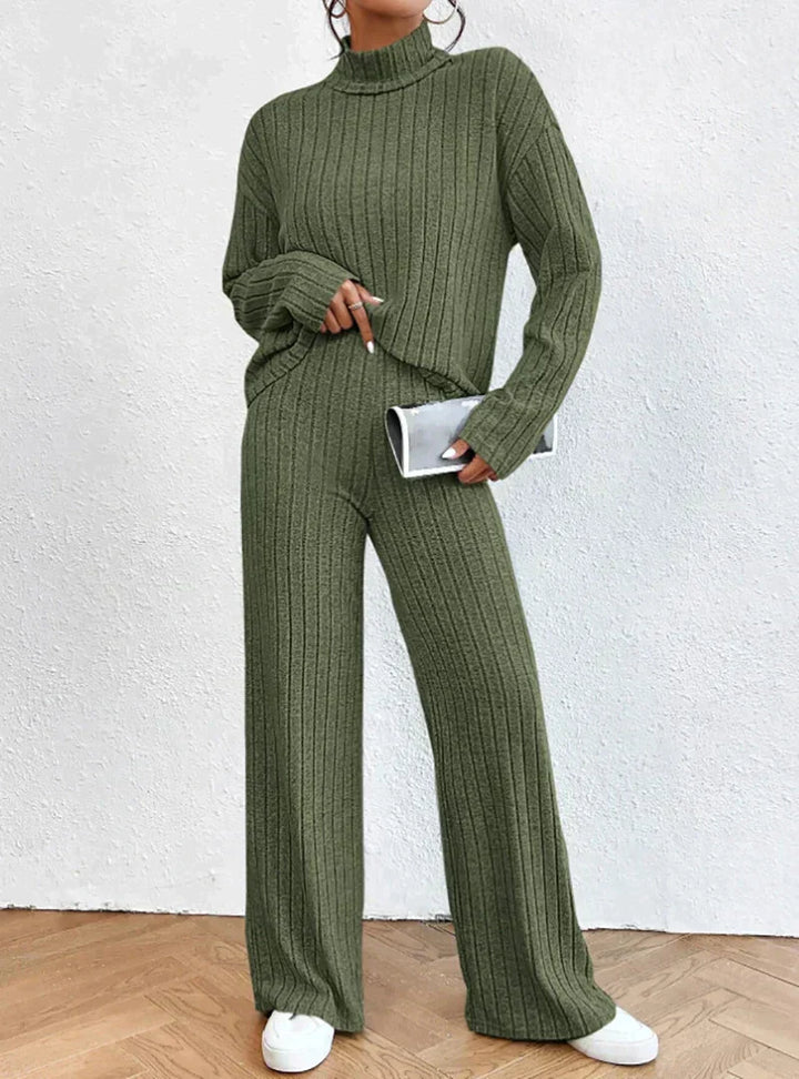 Knitted turtleneck and pants set for women - Shaira