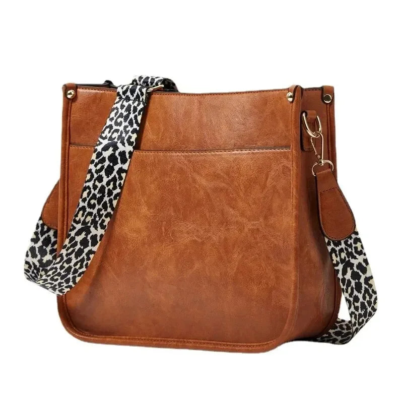 Mila | Trendy Crossbody Shoulder Bag with Stylish Strap