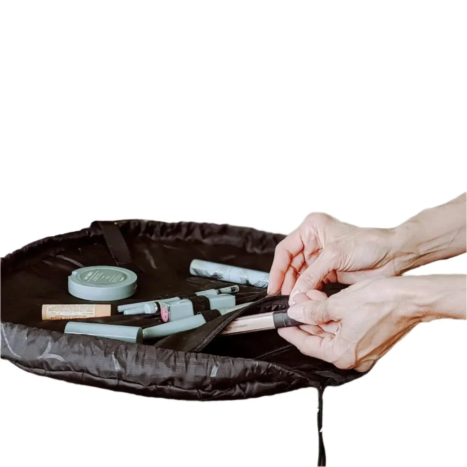 Layla | Stylish and Versatile Makeup Bag with Quick Access