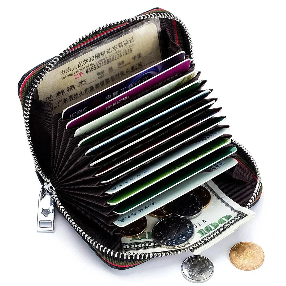 Maisy | RFID-blocking zip-up travel wallet made of faux leather