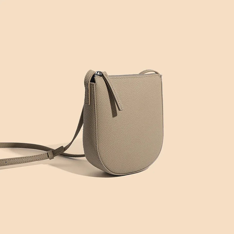 Brooke | Minimalist Crossbody Bag for Everyday Essentials