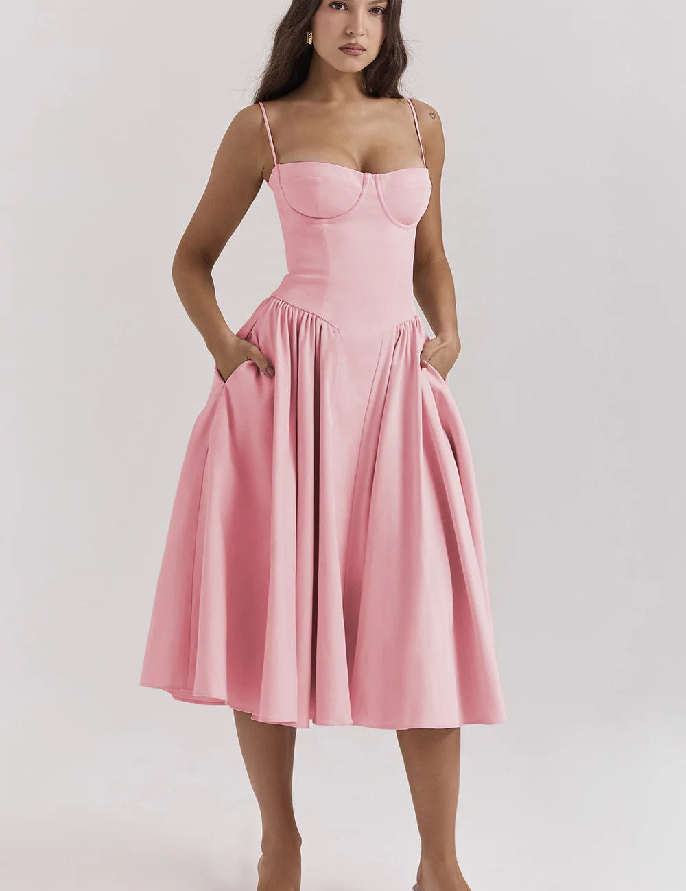 Talum | Chic Sleeveless Midi Sun Dress With Corset Fit