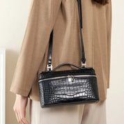 Cora | Elegant Compact Handbag with Versatile Design