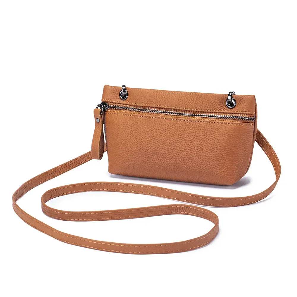 Raven | Compact Crossbody Bag for Everyday Convenience