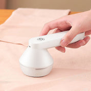 Maxie | Efficient, Quick & Gentle on Fabrics Lint Remover