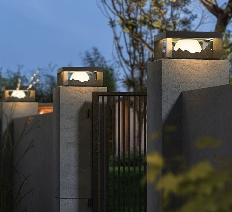 FenceGlow – Solar LED Wall Lighting for Outdoor Spaces-5