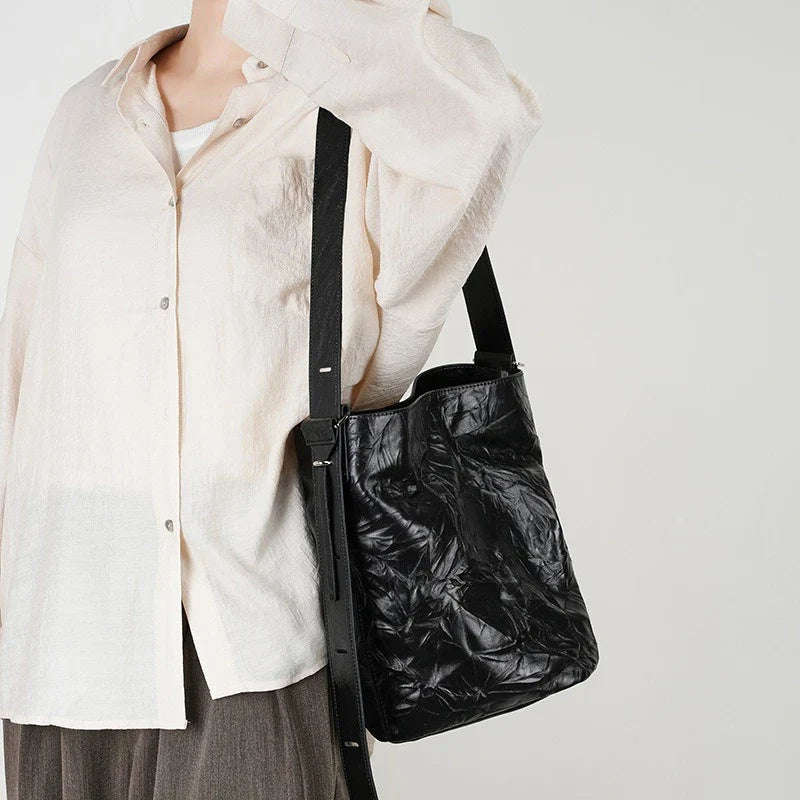 James | Compact and Stylish Bucket Shoulder Bag for Daily Use