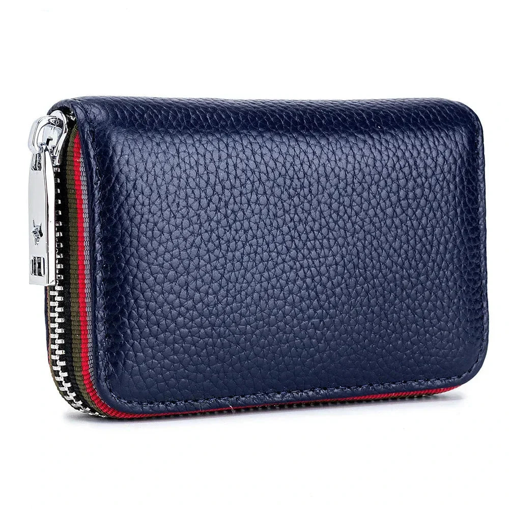 Maisy | RFID-blocking zip-up travel wallet made of faux leather