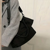 Leanne | Chic Minimalist Large Tote Bag with Versatile Strap