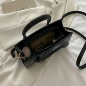 Maya | Elegant Compact Handbag with Versatile Design