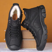 Romeo | Frost-resistant hiking boots with tread sole