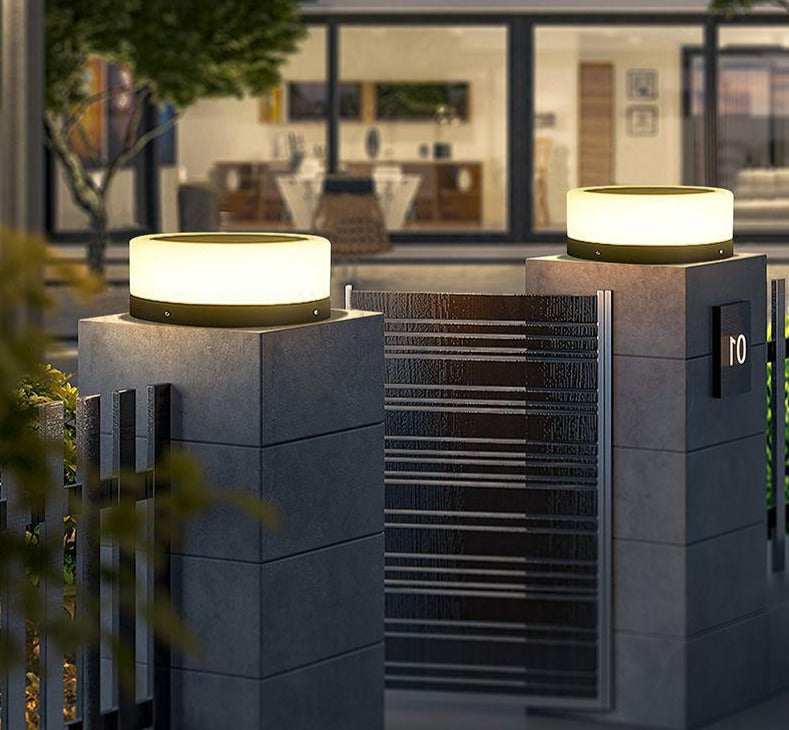 SunGlow – Modern Solar Wall Lamp with Smart Sensor-5