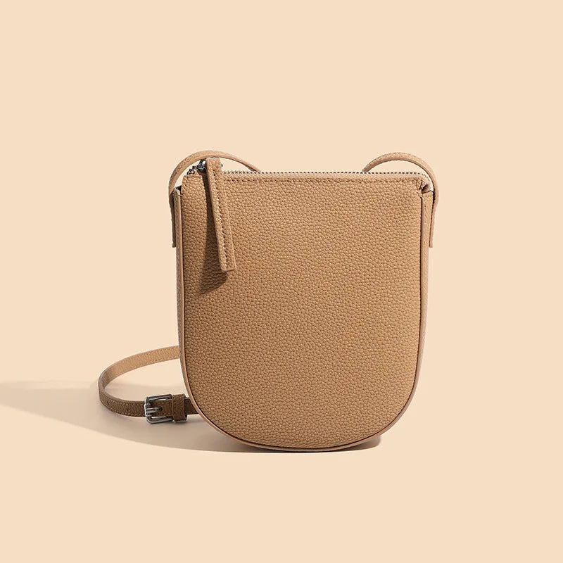Brooke | Minimalist Crossbody Bag for Everyday Essentials