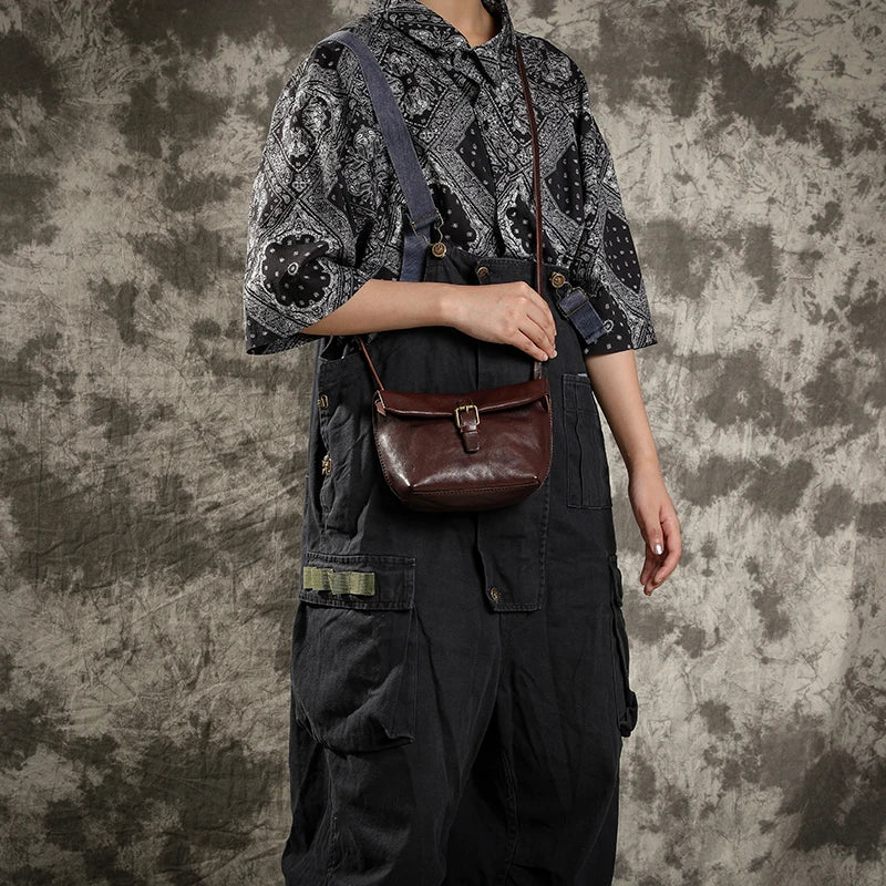 Annie | Vintage-Inspired Crossbody Bag with Buckle Detail