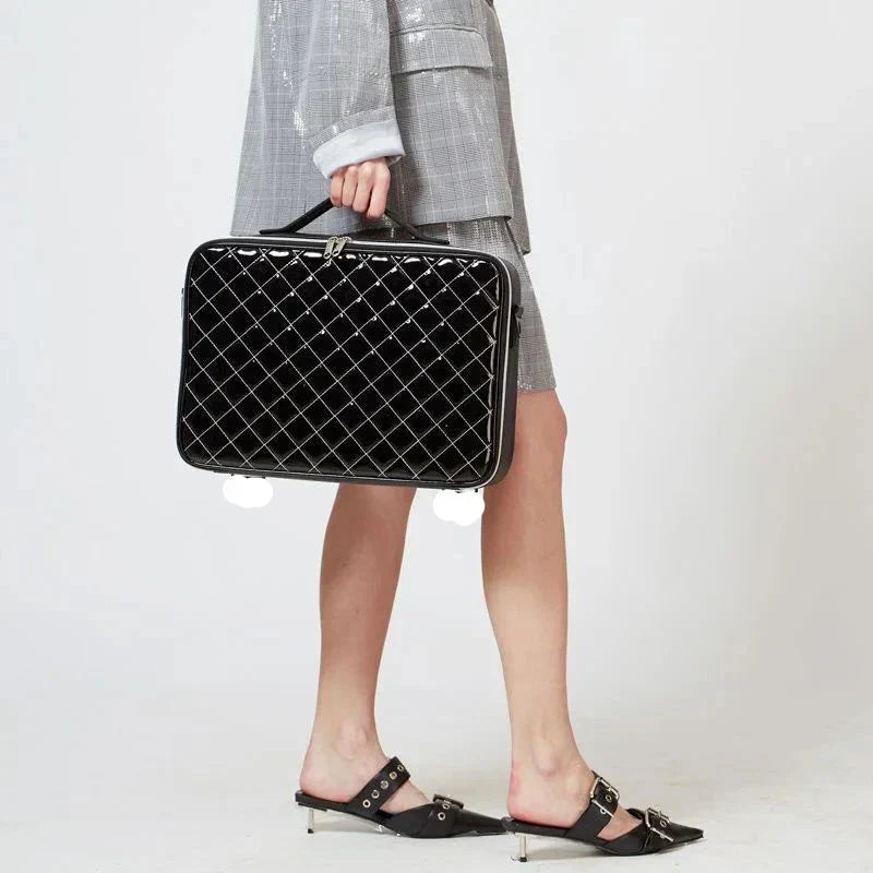 Barbara | Stylish and Practical Travel Cosmetic Bag with Diamond Pattern