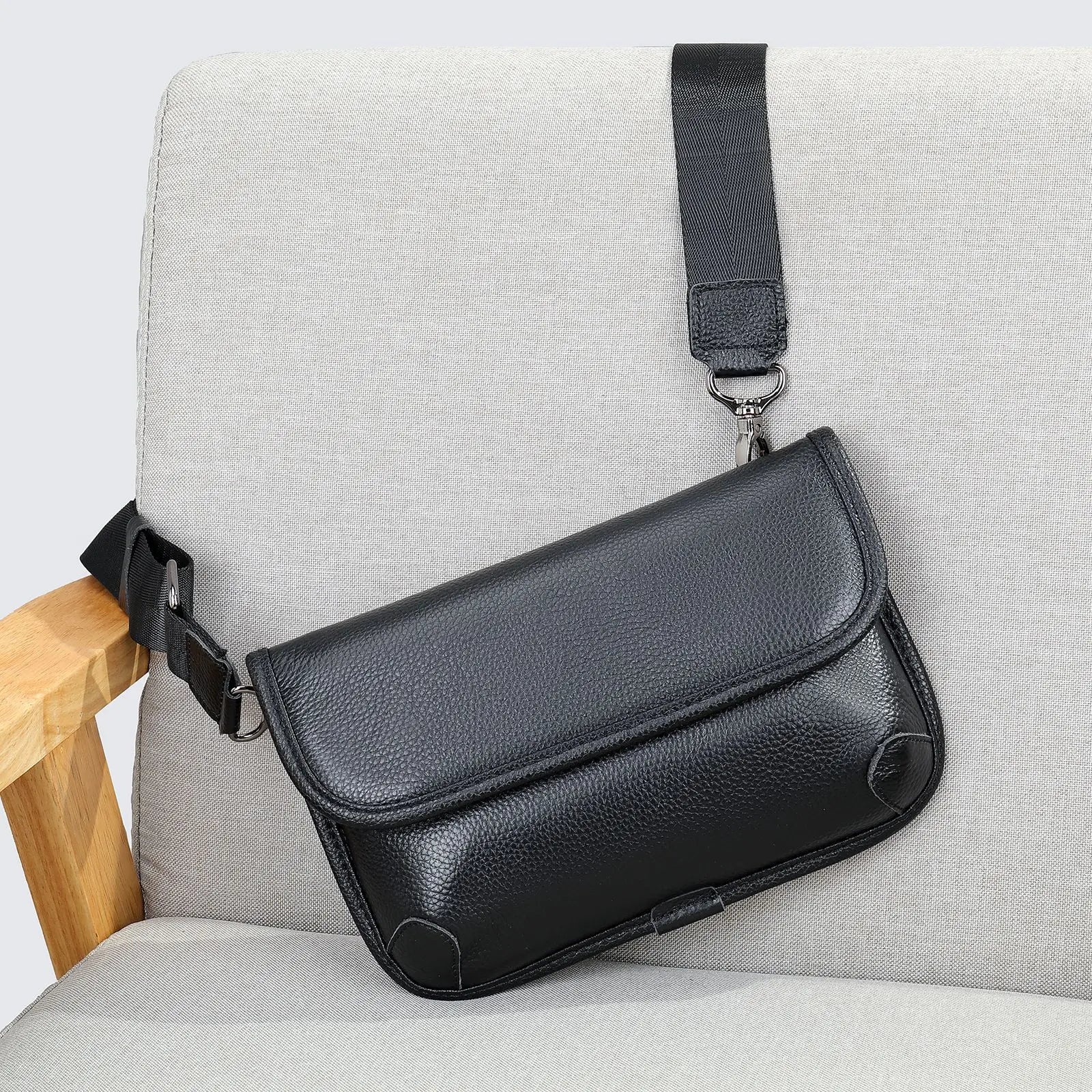 Mason | Multifunctional Stylish Crossbody Bag with Adjustable Strap