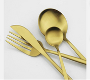 Minimalist stainless steel cutlery set