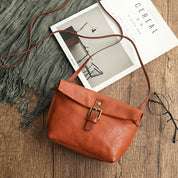 Annie | Vintage-Inspired Crossbody Bag with Buckle Detail