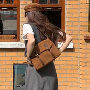 Linda | Retro  Functional Shoulder Bag for Everyday Adventures