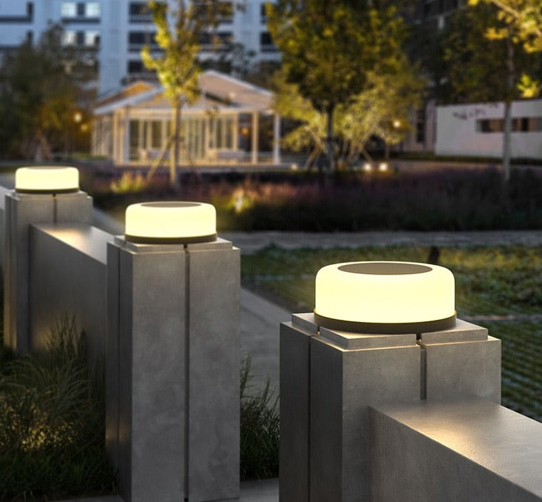 SunGlow – Modern Solar Wall Lamp with Smart Sensor-6