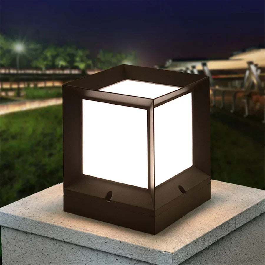 Elegant Outdoor Pillar Lamp for Entrance – Weather-Resistant LED Outside Lights for Garden and Pathway Illumination-2