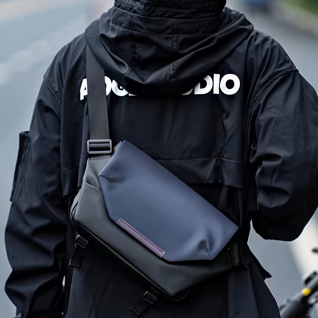 Kurt | Versatile Sling Bag with Modern Design