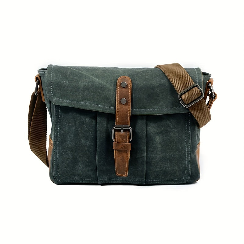 Carter | Messenger Bag with Vintage Buckle Design