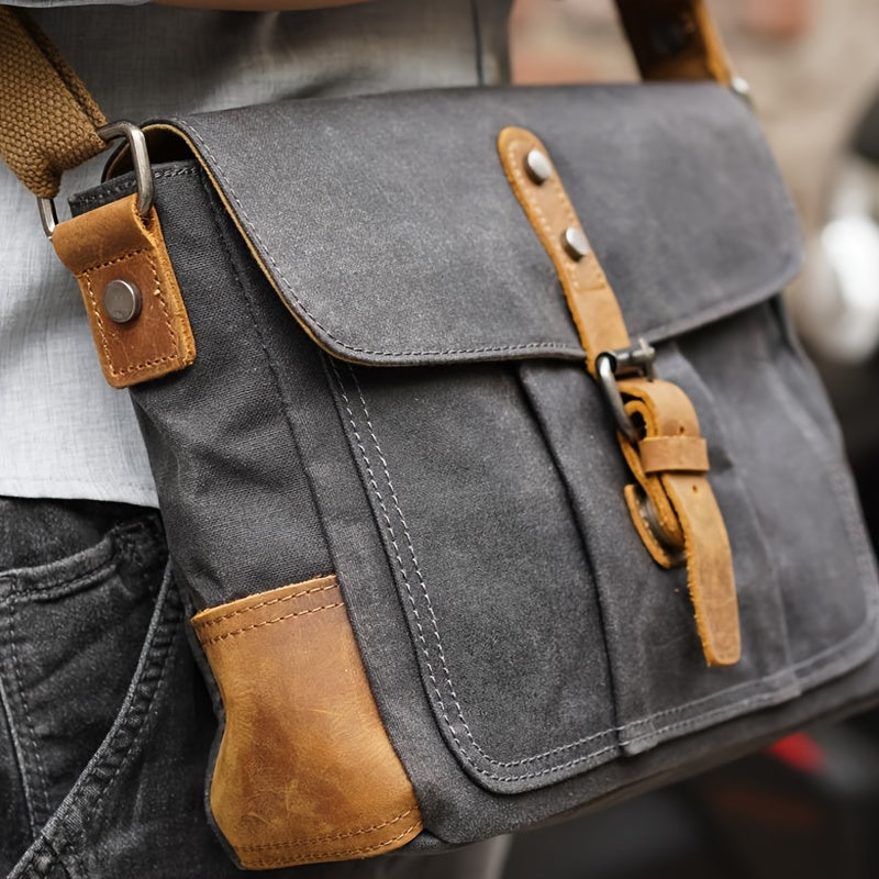 Carter | Messenger Bag with Vintage Buckle Design