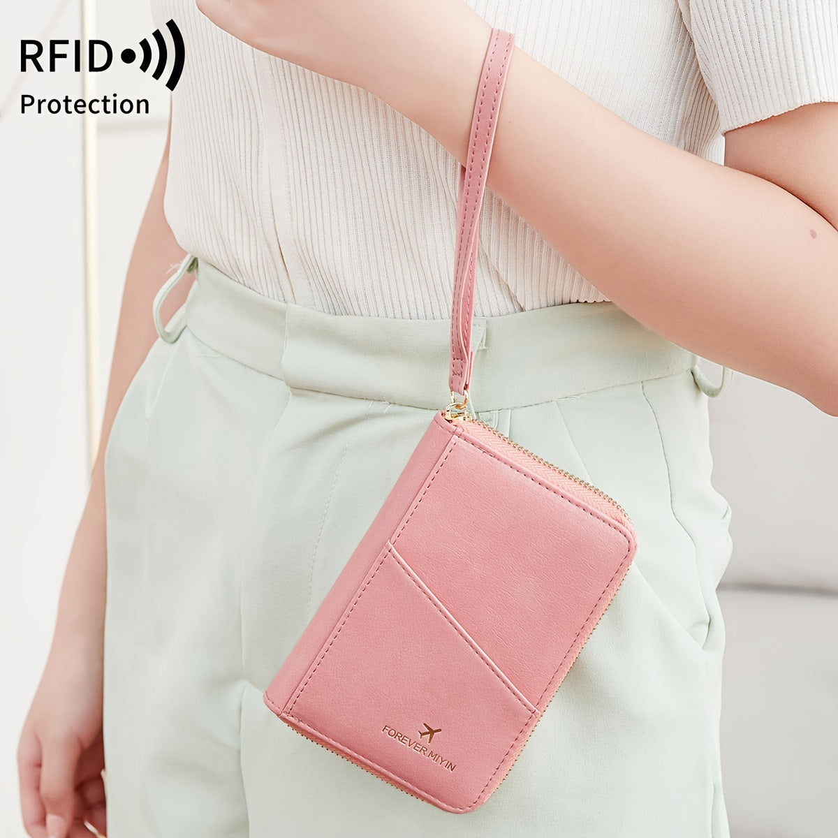 Light | RFID-Secure Travel Wallet