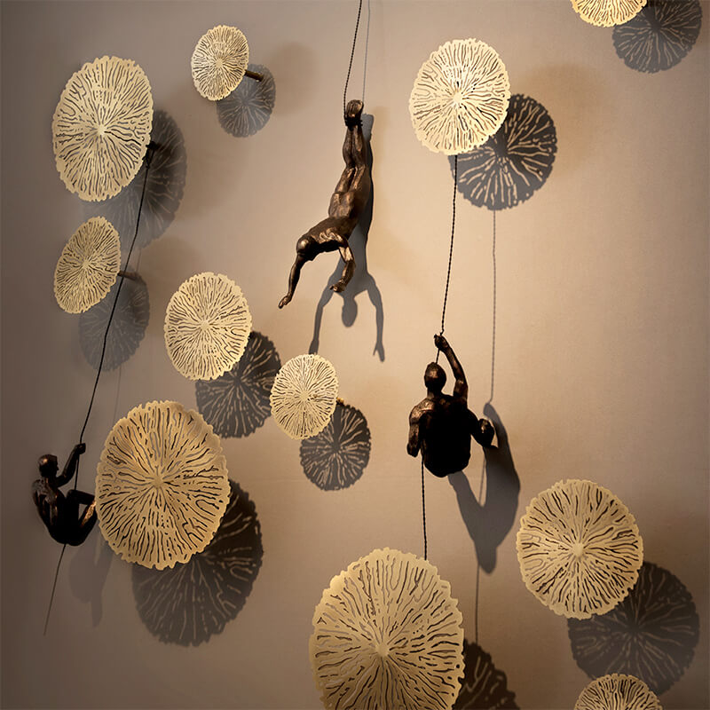 Articlimb - Climb sculpture | Interior Eyecatcher | Unique wall decoration