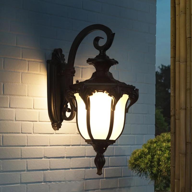 Vintage Weather-Resistant Outdoor Wall Lamp - Timeless Elegance for Outdoor Lights-2