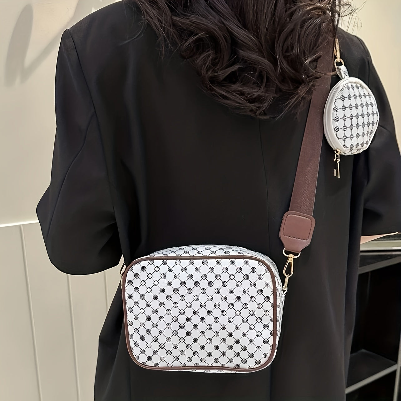 Bianca | Trendy Crossbody Bag Set with Matching Pouch