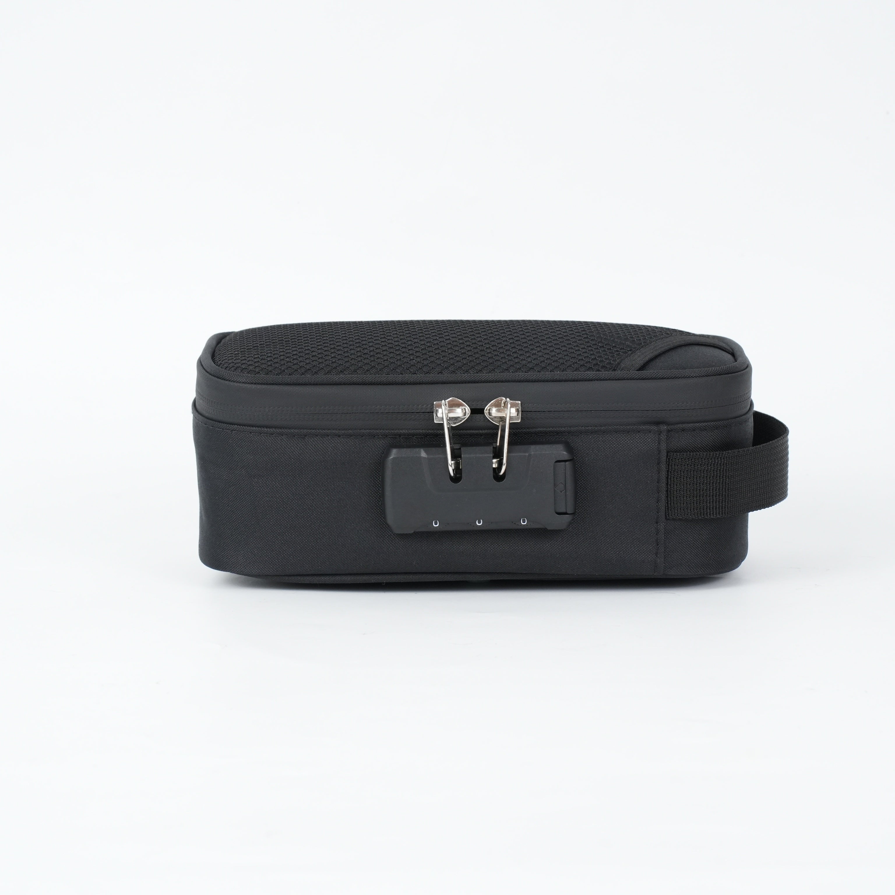 Alyssa | Elegant and functional cosmetic bag