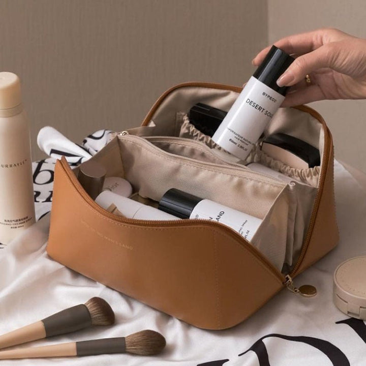 Becky's | Luxurious Cosmetic Make-Up Bag