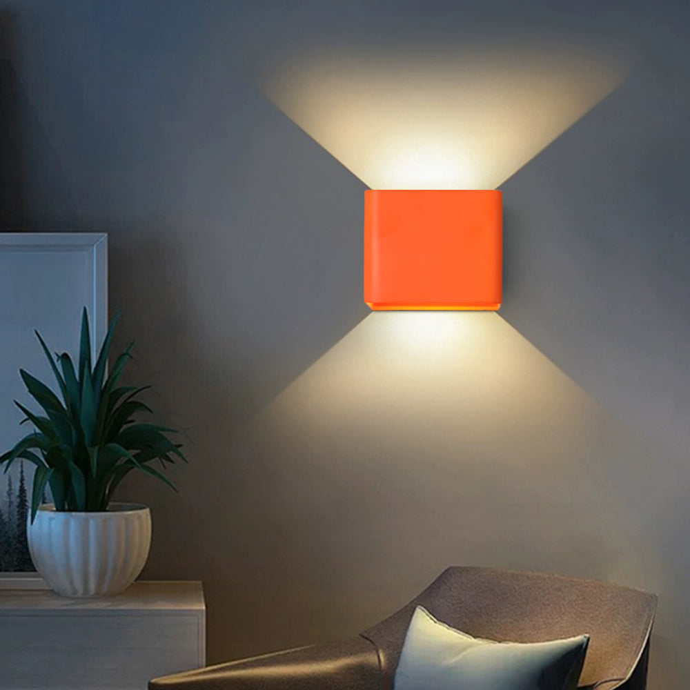Luma | Modern Square Wall Lamp