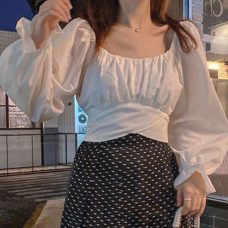 Blouse with bow on the back - Andrea