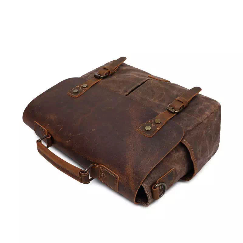 Raphael | Classic Messenger Bag