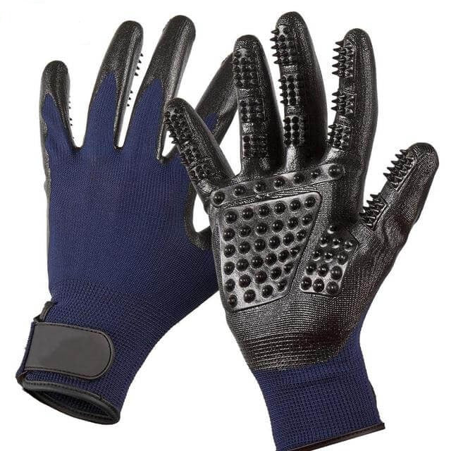 Pet hair removal glove